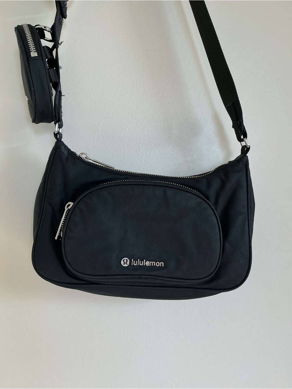 โจ Lululemon Crossbody Nano Pouch 2L Bag - Black โจ